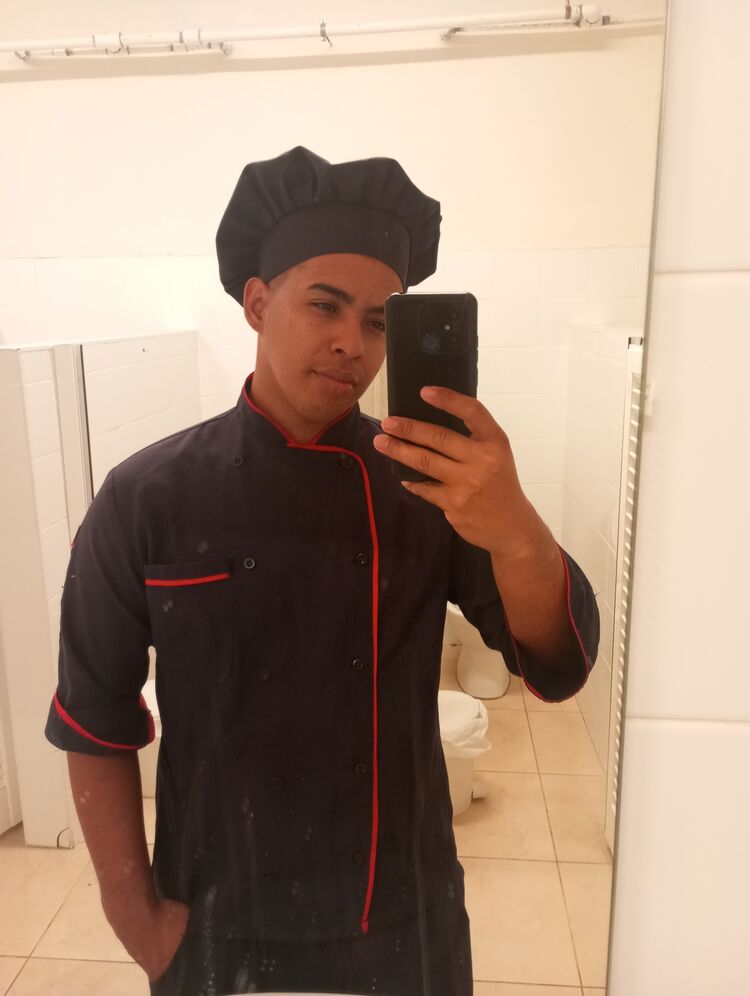  Havana,   Dennis, 25 ,   ,   