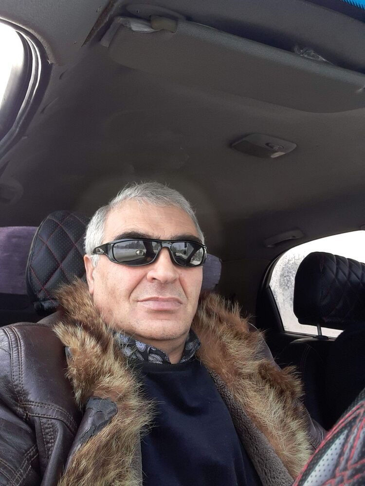  46920645  , 51 ,     
