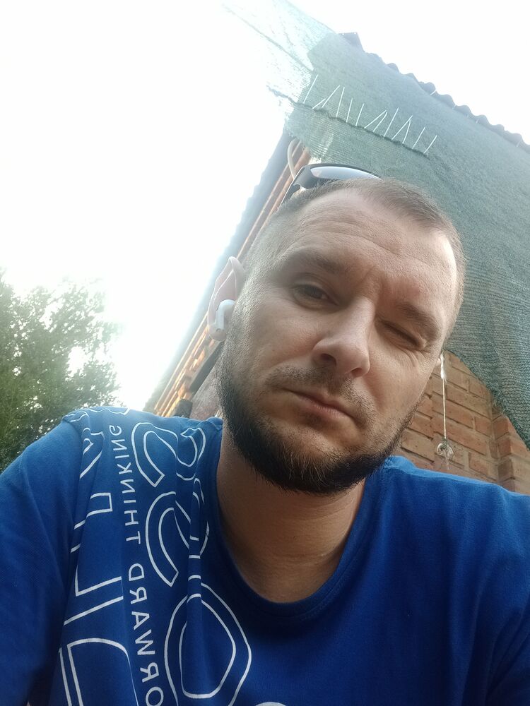  44054935  , 38 ,    