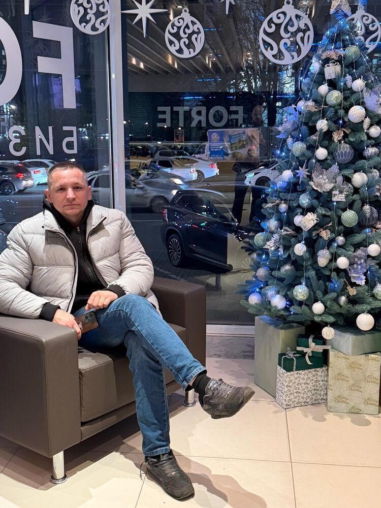  54526895  , 33 ,    --