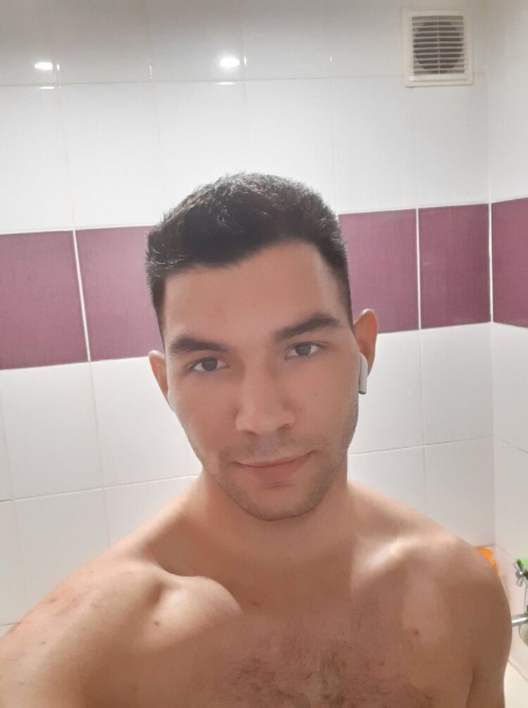  ,   Eeskander, 24 ,   ,   , c , 