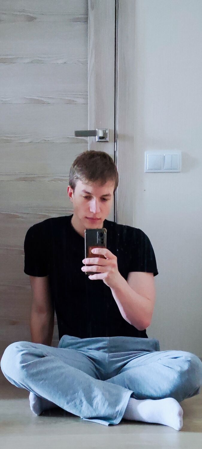  49518465  , 24 ,    