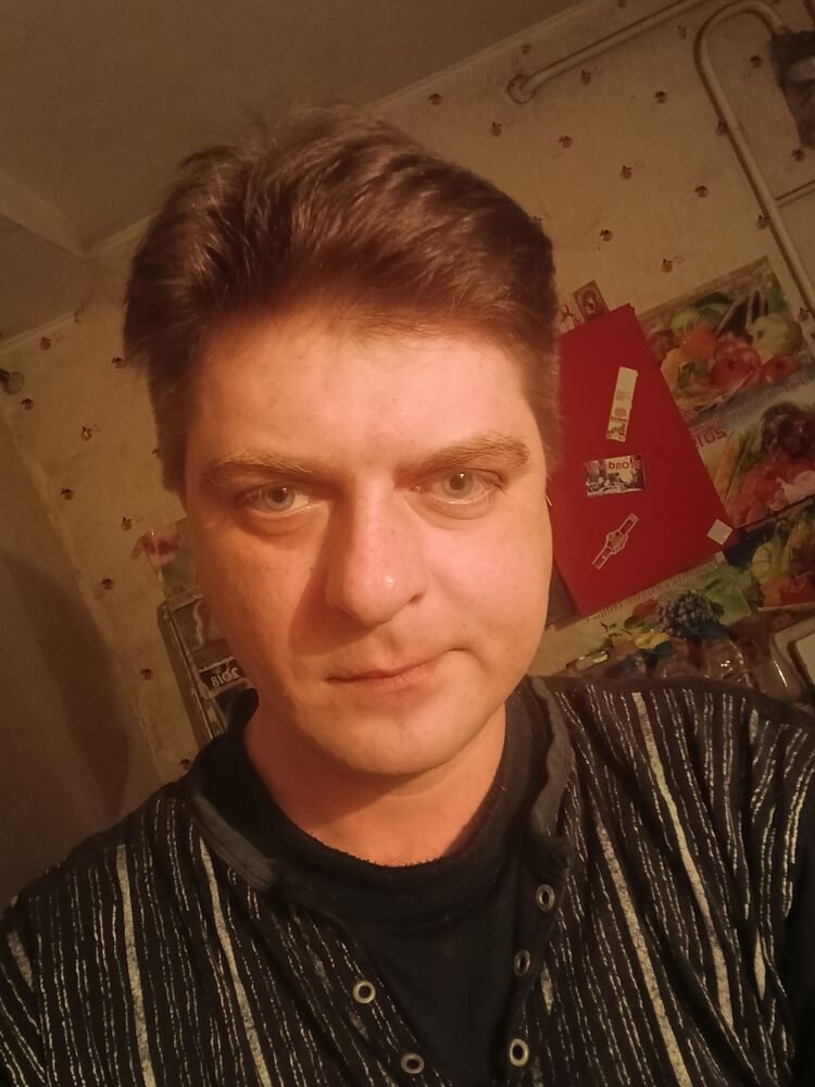  49938155  Vladislav, 39 ,    