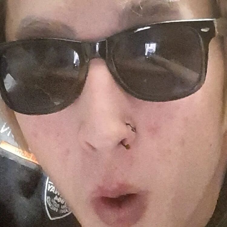 ���� 33952095 ����� ������, 21 ���, ���� ���������� � �����