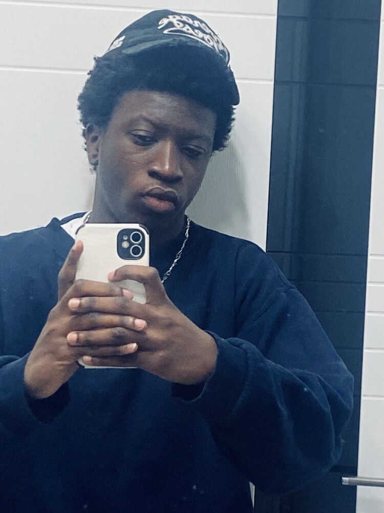  52847545  , 23 ,    