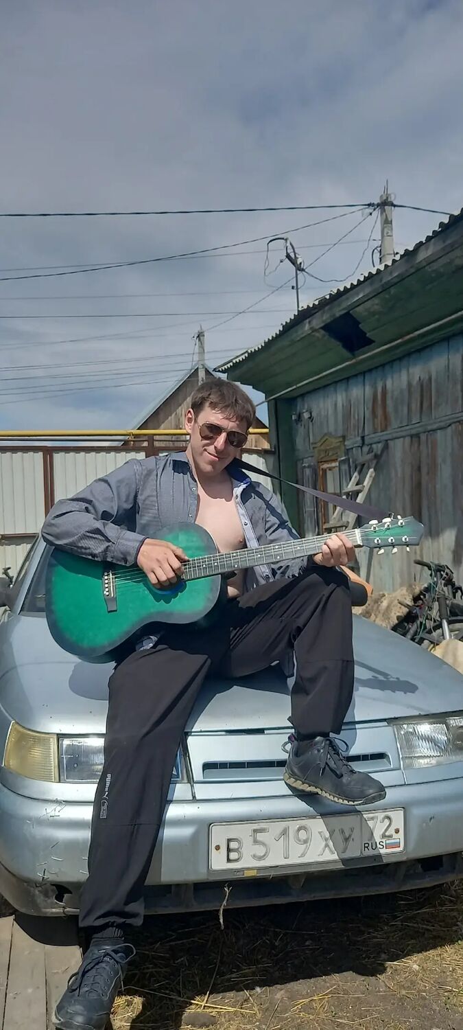  37882395  Oleg, 29 ,    