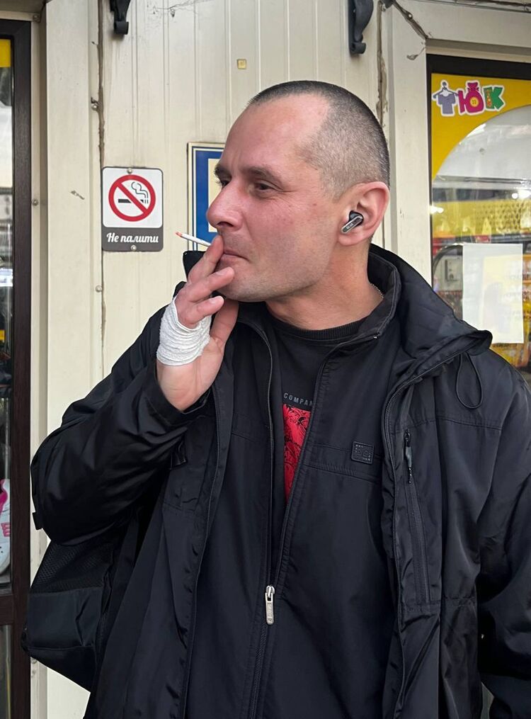  54324145  Anatoliy, 49 ,    