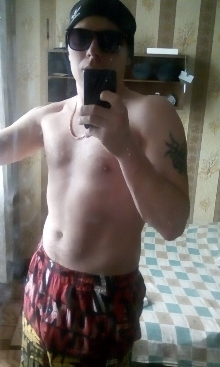  9165685  Maksim, 32 ,    