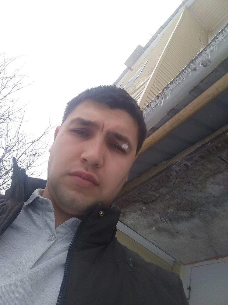  18730795  , 32 ,    