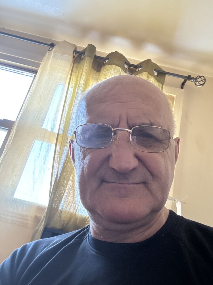 ���� 55511395 ������� ��������, 58 ���, ���� ���������� � Lindenhurst