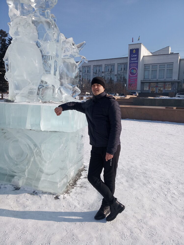  19137165  Ilham, 37 ,    -