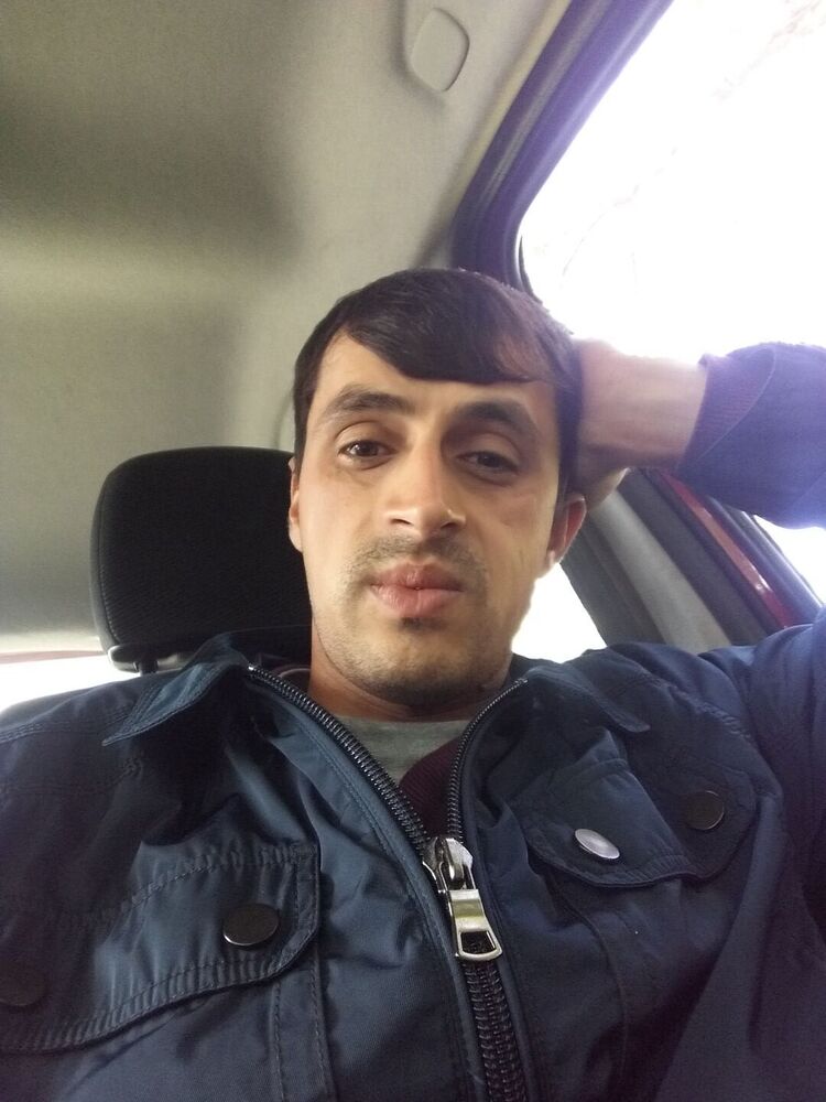  24181675  RUSTAM, 32 ,    