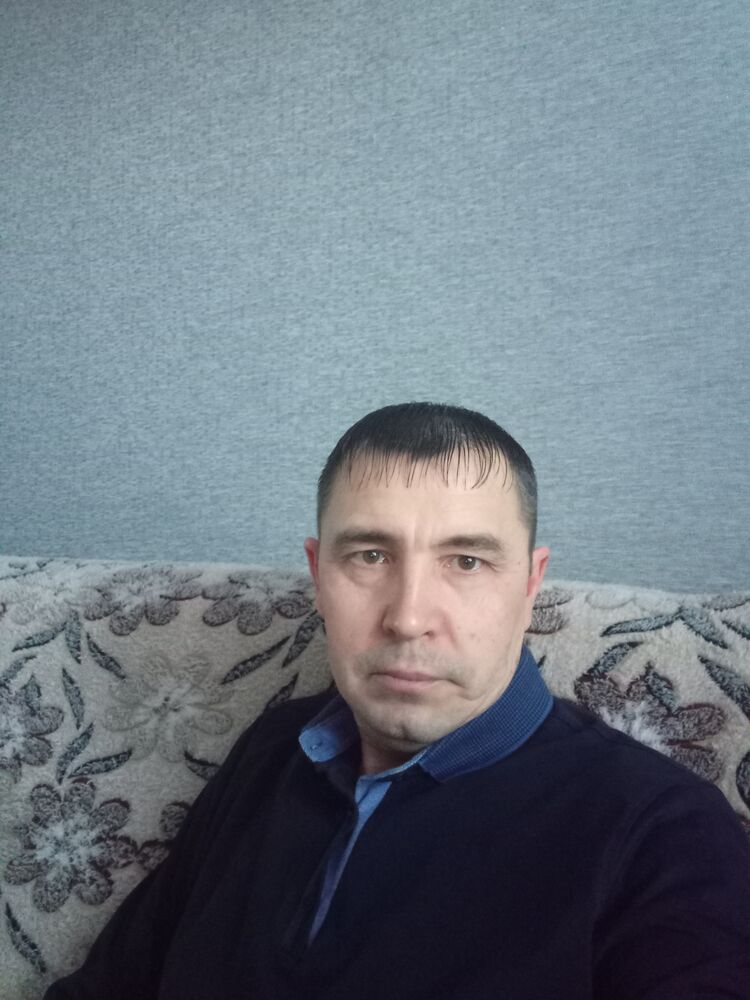  32408335  Vlad, 50 ,    