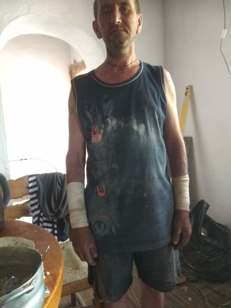  23566295  , 51 ,    