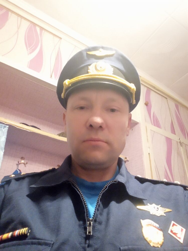  22794655  , 42 ,    