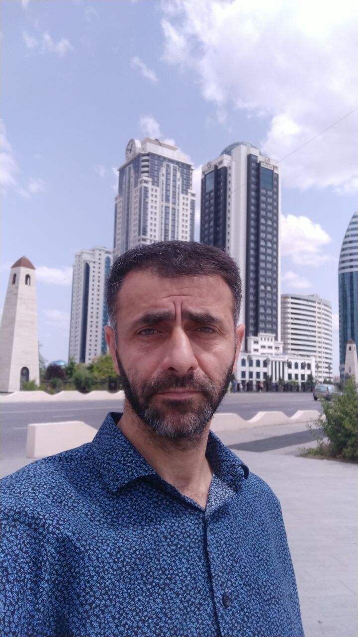  ,   Edik, 47 ,   ,   
