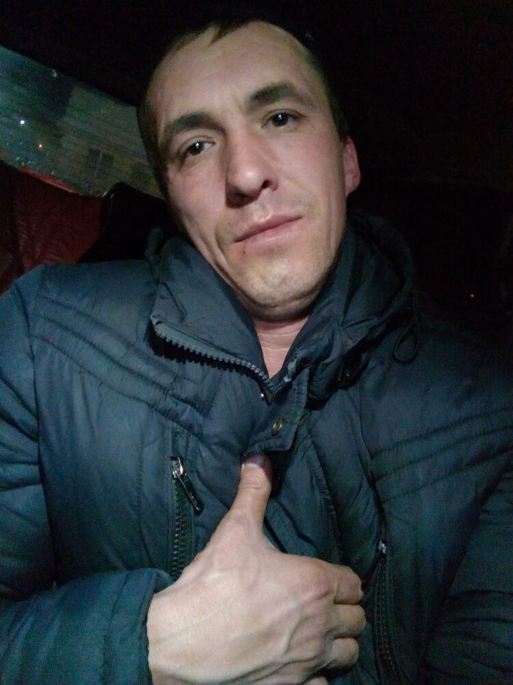 ,   Men, 39 ,   ,   , c 
