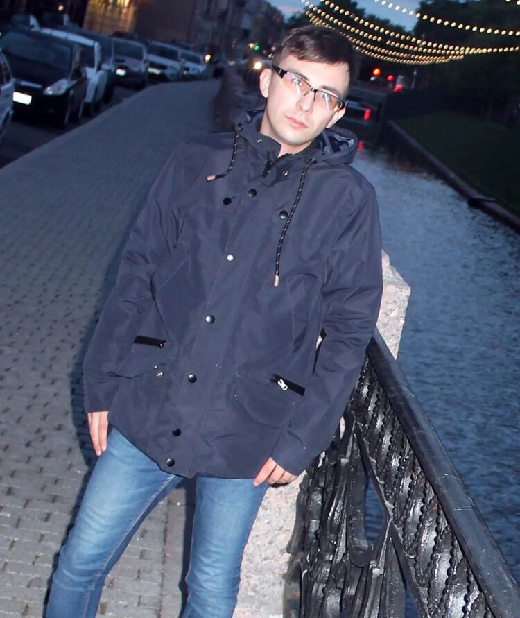  -,   , 33 ,     , c 