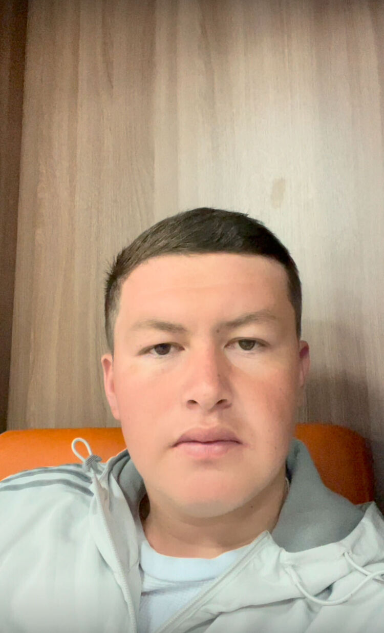  52357145  Azizbek, 25 ,    