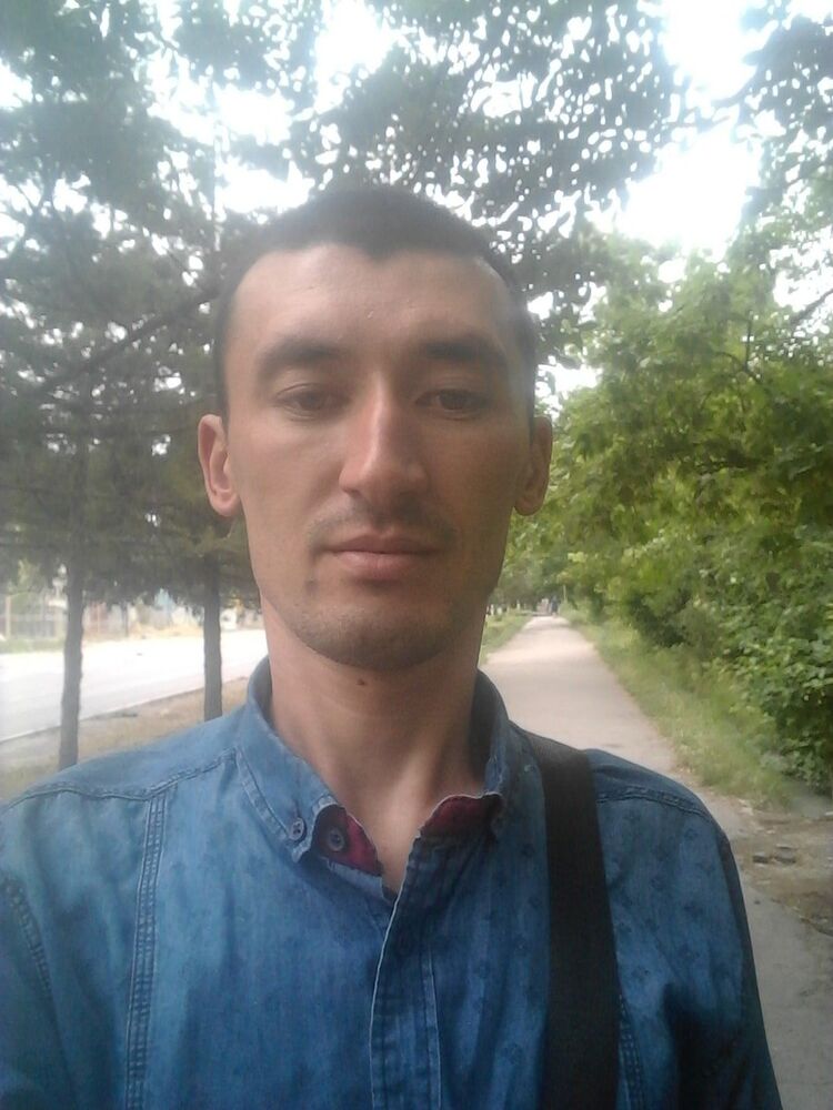  ,   Ilya, 36 ,  