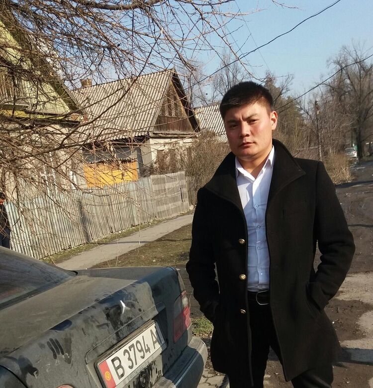  ,   Arman, 33 ,   ,   , c 