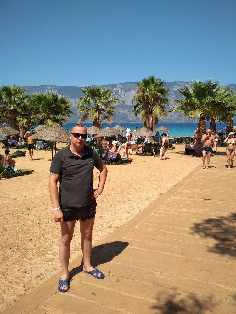  ,   Oleg, 35 ,   ,   , c 