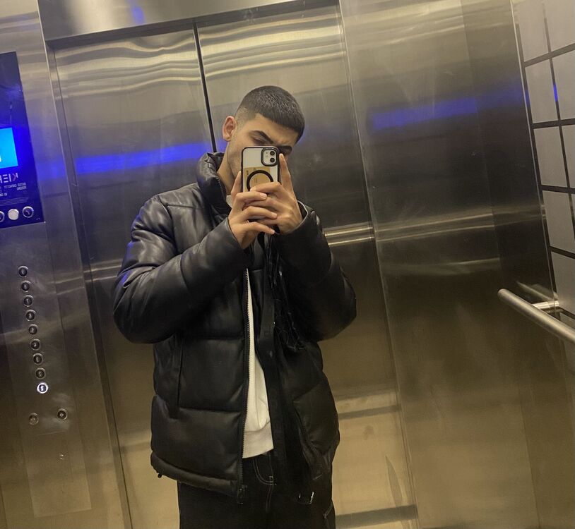  ,   Ruslan, 21 ,   ,   