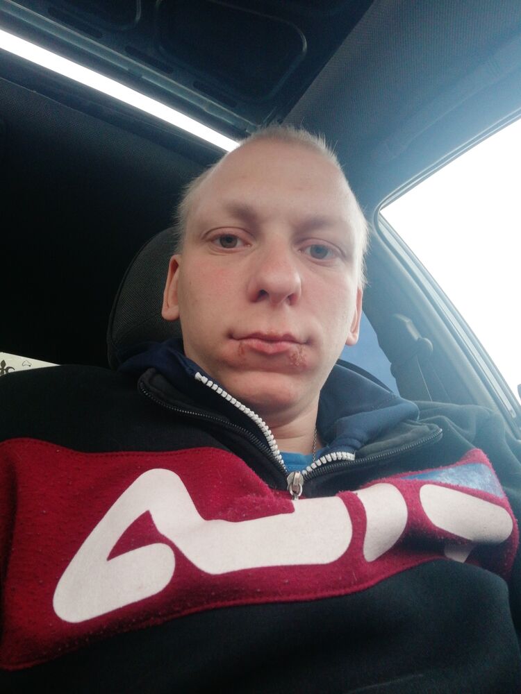 34285185  Ivan, 22 ,    