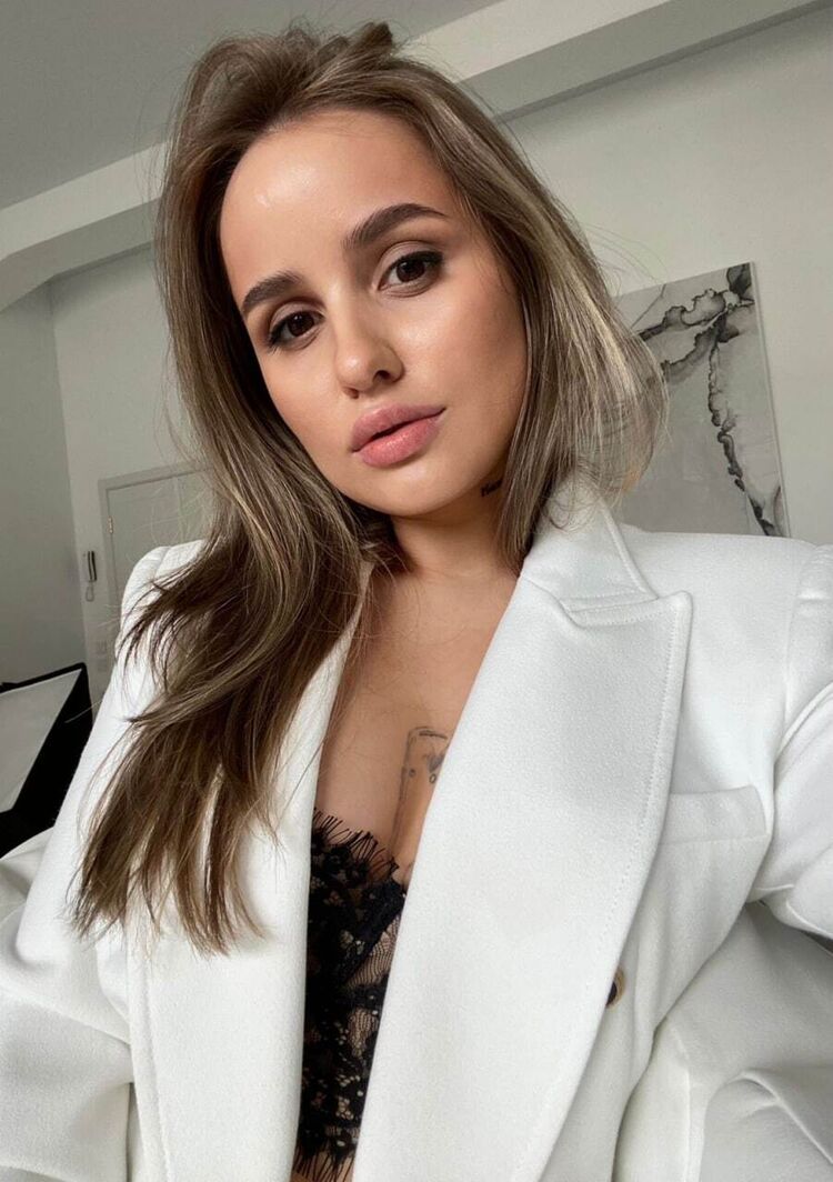  37496085  , 22 ,    -