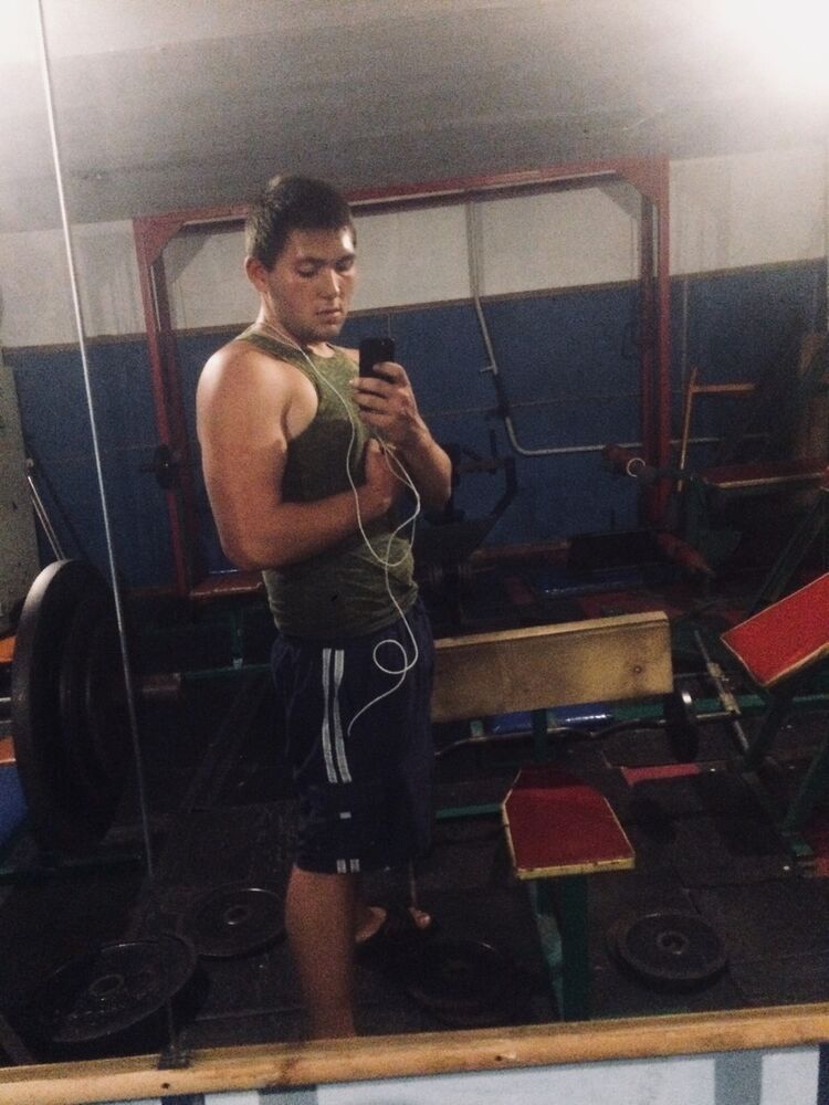  10747075  , 27 ,    -