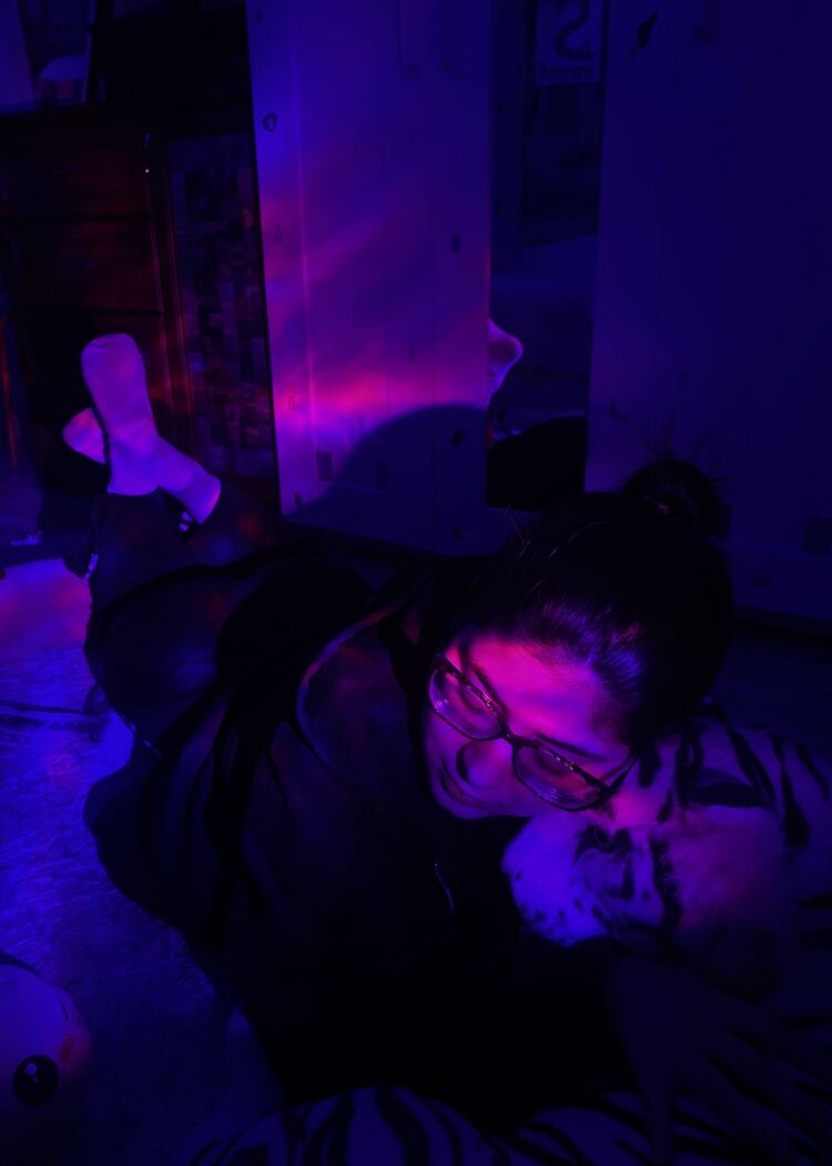  --,   , 18 ,     , c 