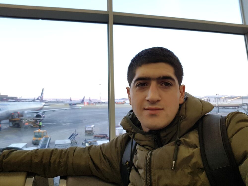  ,   Armen, 29 ,   ,   , c 