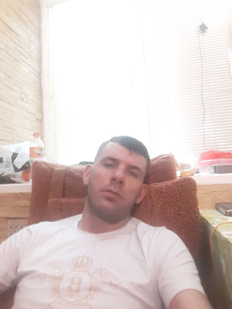  16184605  Dalibor, 37 ,    
