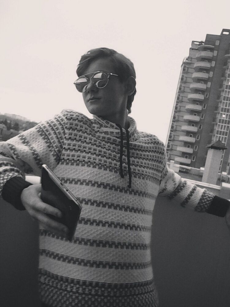 14916895  Sergey, 27 ,    