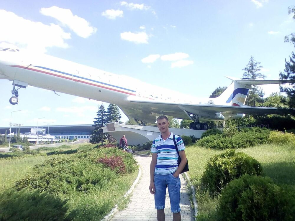  Zeltweg,   Petru, 37 ,   ,   