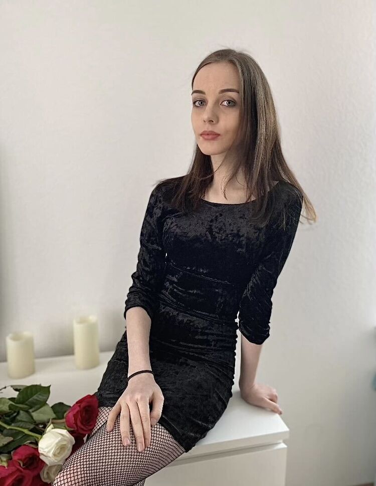  38049565  , 23 ,    -