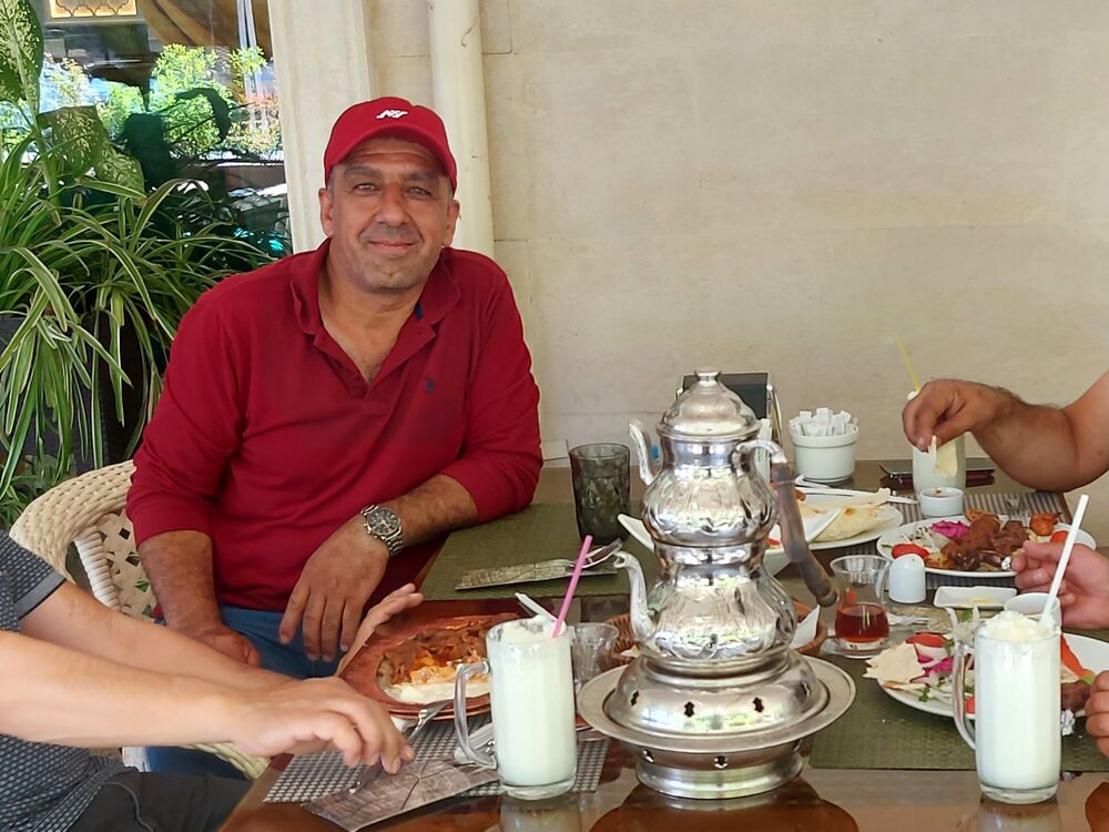  ,   Mehmet, 41 ,   ,   