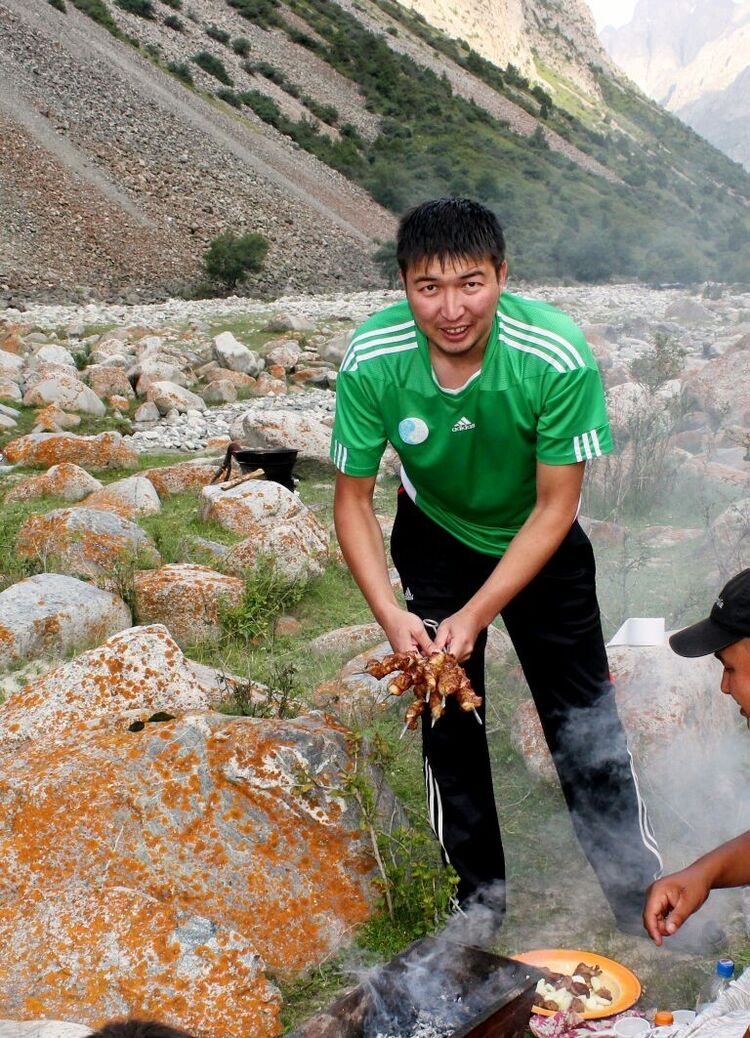 ���� 7738895 ������� Baia, 40 ���, ���� ���������� � �������