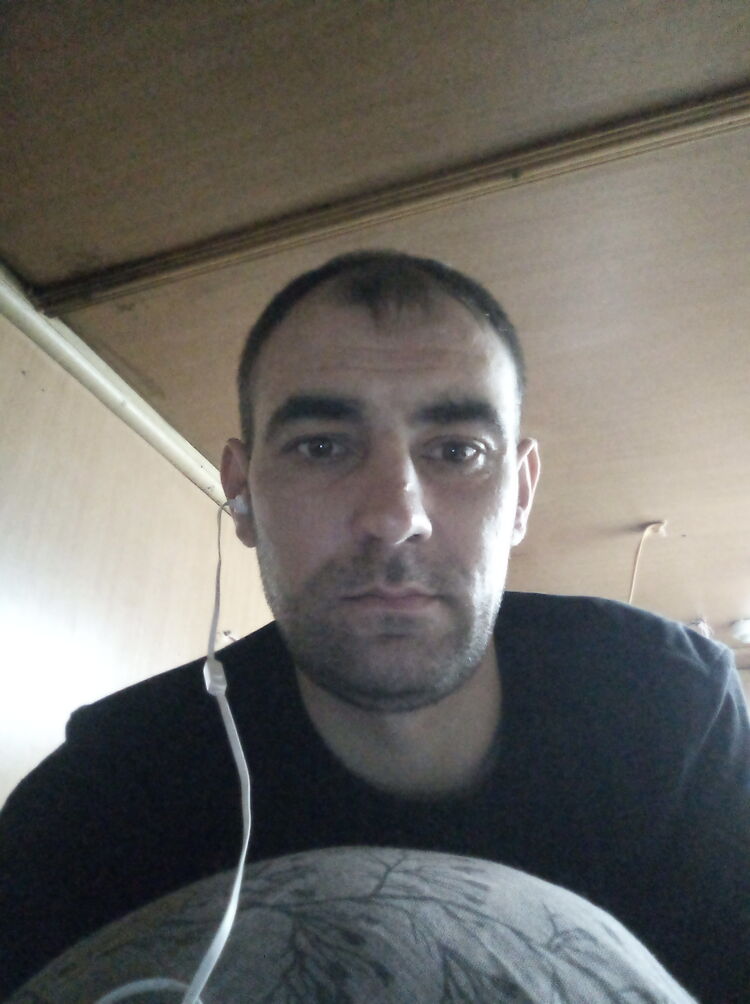  34272715  , 42 ,    