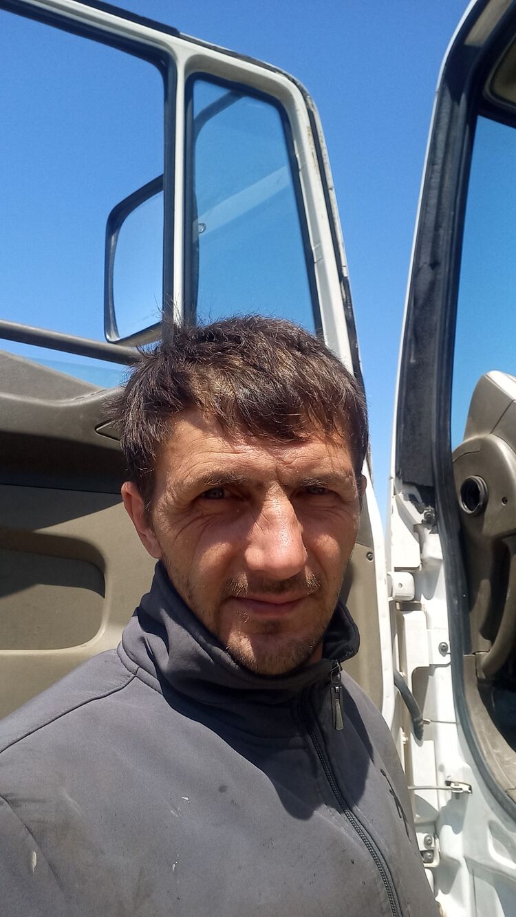   ,   Pavel, 39 ,   ,   