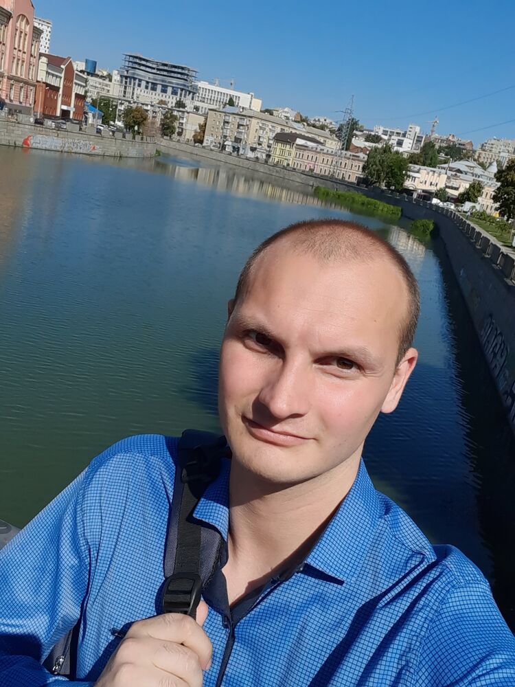  23889185  , 28 ,    