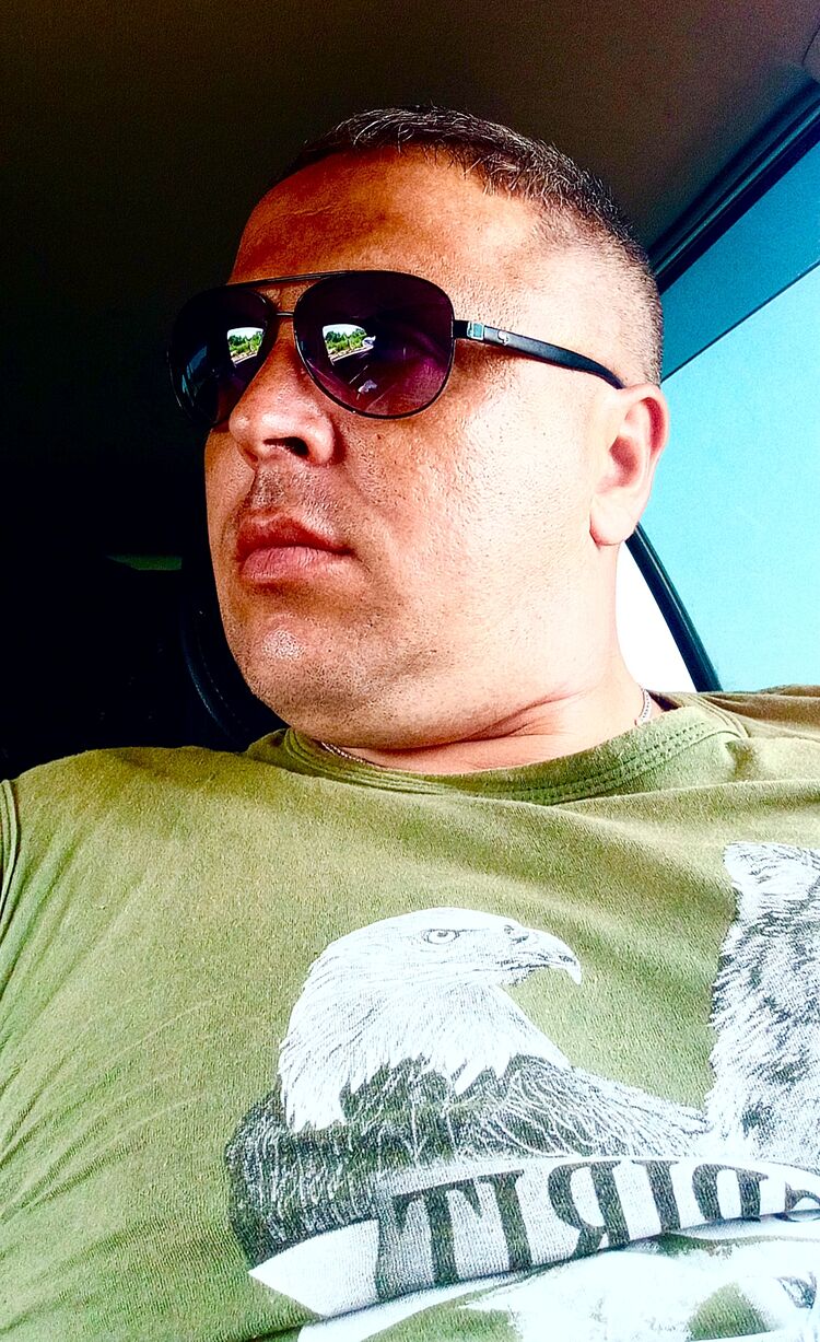  ,   Vitaly, 39 ,   ,   , c , 
