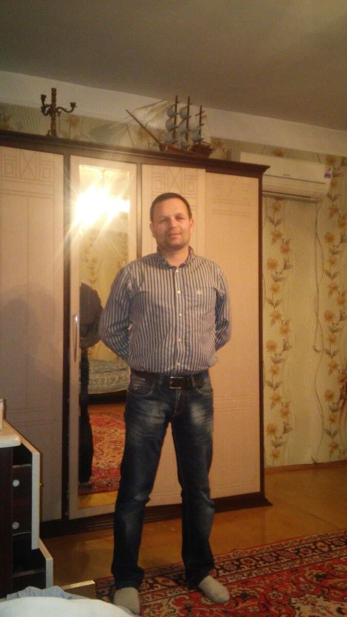  ,   Ruslan, 46 ,   ,   , c 