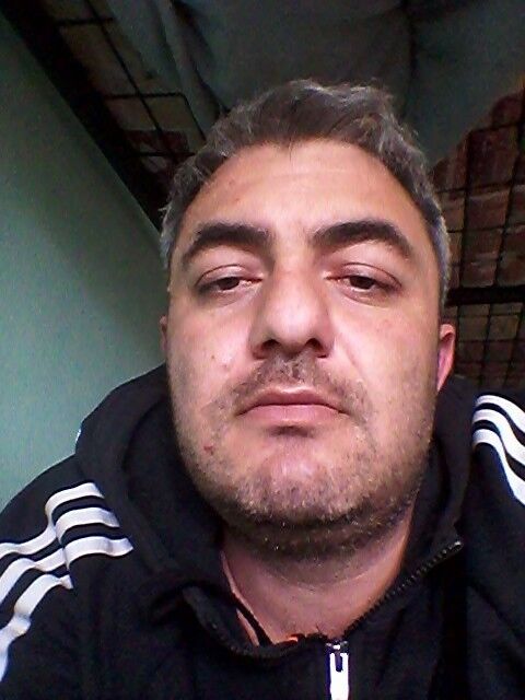  ,   Artur, 39 ,   ,   , c , 