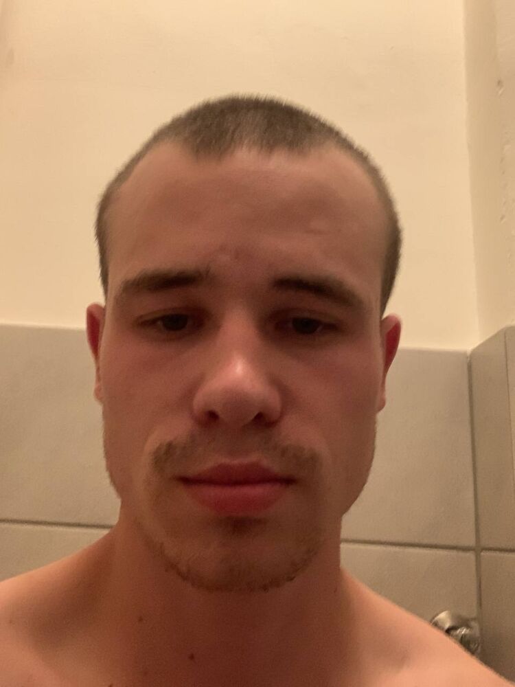  34748845  , 25 ,    