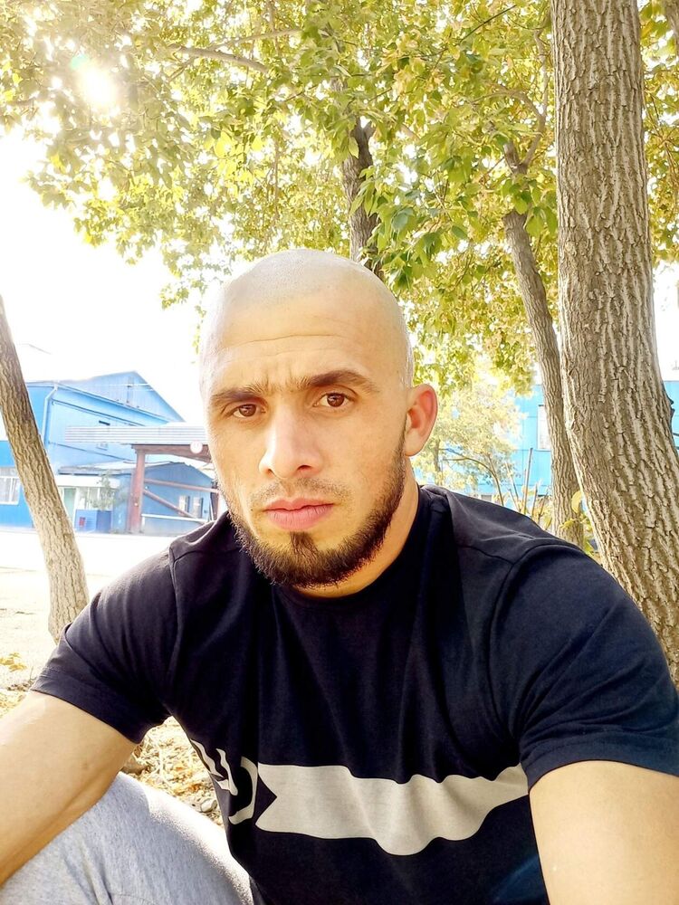 ���������� ������������, ���� ������� Azimov, 34 ����, ������������ ��� ����� � ���������, c�������� ���������