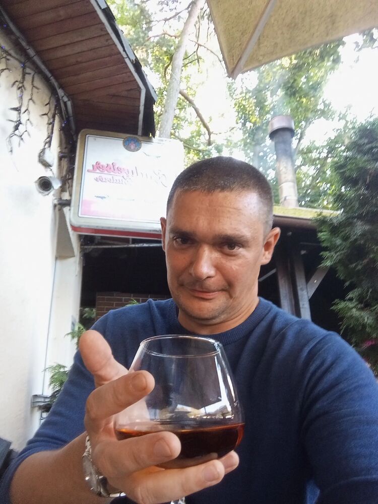  52409315  , 38 ,    