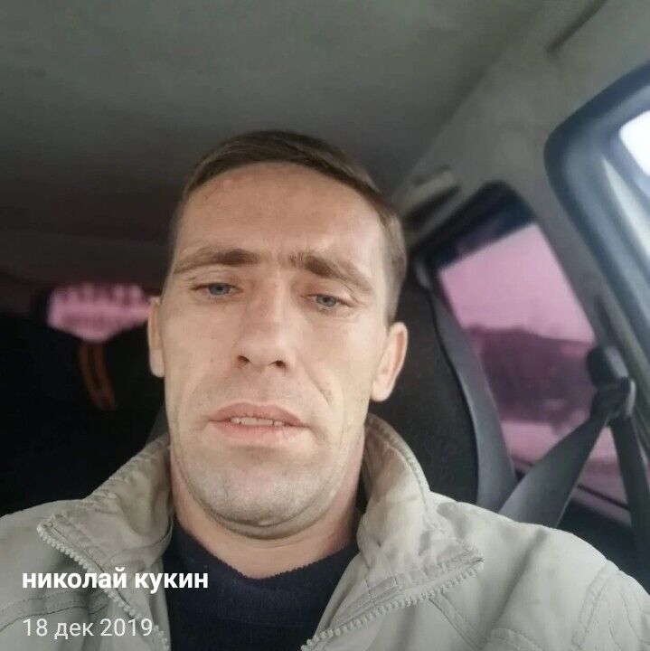  38162045  , 42 ,    
