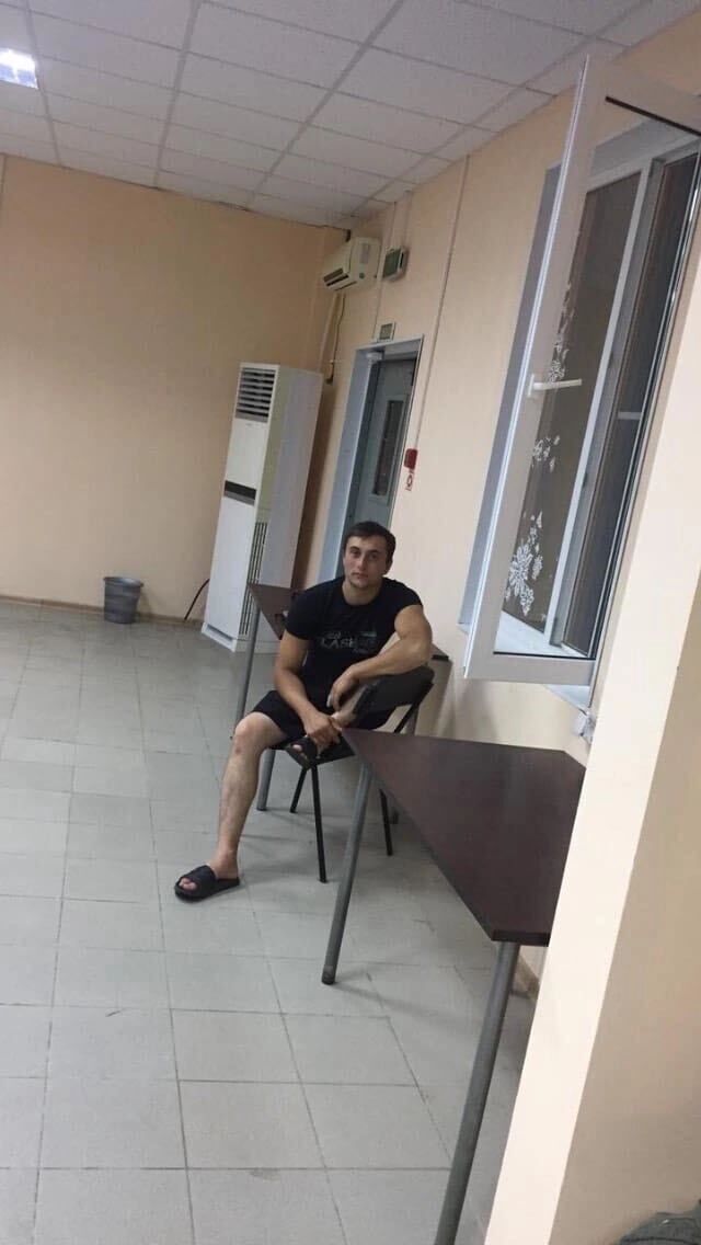  27729065  , 24 ,    