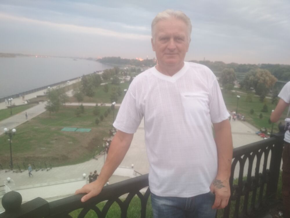  24193605  Petr, 63 ,    